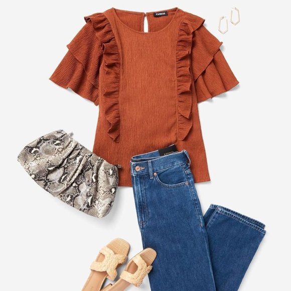 Express Textured Double Ruffle Top - Picture 2 of 3